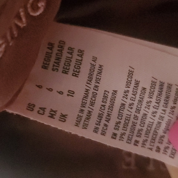 American Eagle AEO SATEEN JEGGING - Picture 10 of 10